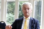 Den Haag 19 juni 2013
Karel Hille interviewt Geert Wilders bij daar waar Karel woont.
Peter Smulders bv