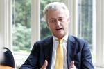 Den Haag 19 juni 2013
Karel Hille interviewt Geert Wilders bij daar waar Karel woont.
Peter Smulders bv