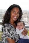 Amsterdam 30 mei 2013
Mom's moment in het Hilton Tree hotel. Georgina Kwayke met baby
Peter Smulders bv