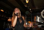 Den Bosch 21 juni 2013
Glennis Grace tijdens optreden met nieuwe tatoo voor haar zoon Anthony.
Peter Smulders bv