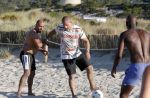 ibiza 14 juni 2013
Wesley en Rodney Sneijder aan het voetballen met Xelly en Rebecca Cabu v Kasbergen Gokhan Saki Reduan Diba en andere vrienden op het strand van Coco Beach.
Peter Smulders bv