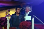 Arena 25 mei 2013
Toppers in concert in de arena met Jeroen v d Boom Rene Froger en Gerard Joling. Jan Smit met zijn zwangere vrouw Lisa
Peter Smulders bv