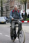 Amsterdam 30 mei 2013
jan Stekelenburg op de fiets in amsterdam zuid.
Peter Smulders bv