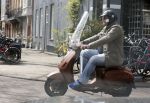 Amsterdam 10 mei 2013
Menno Kohler op zijn vespa scooter
Peter Smulders bv