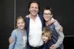 Amsterdam 29 mei 2013
25 jaar Pixar in EXPO Amsterdam. Michiel Mol met kinderen Myrthe Paul en Pieter
Peter Smulders bv