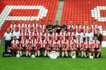 Eindhoven, Selectie PSV voor het seizoen 1998 / 1999.
Rij achteraan.V.L.N.R.: T.Iwan/D.Khokhlov/A.Ooyer/P.Mï¿½ller/L.Nillis/R.Waterreus/P.Lodewijks/G.De Bilde/D.Rommedahl/B.vd.Doelen/Cvd.Weerden/A.Skerla
Middel Rij.:Bobby Robson/E.Brandts/E.Faber/W.Jonk/A.Bruggink/R.Wielaert/S.Valcx/J.Nikiforov/A.Xavier/M.vd.Heuvel/P.Schrijvers/F.Arnessen.
Voorste Rij V.L.N.R.: Marcos/D.Oyen/T.Lucius/Joginho/M.Vink/J.Kolkka/R.v.Nistelrooy/I.Demo/O.Ostinga/Claudio.