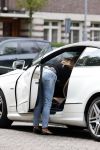 Amsterdam 3 juni 2013
Patricia Paay koopt voer voor haar dieren in haar mercedes cabrio.
Peter Smulders bv