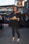 Istanbul 21 mei 2013
Presentatie nieuw sieradenlijn Yolanthe Cabau van Yolanthe Sneijder Cabau in het meest populaire restaurant / club Reina van Istanbul. Wesley Sneijder was trots als een pauw. Patty Brard
Peter Smulders bv