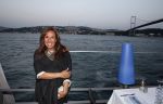 Istanbul 21 mei 2013
Presentatie nieuw sieradenlijn Yolanthe Cabau van Yolanthe Sneijder Cabau in het meest populaire restaurant / club Reina van Istanbul. Wesley Sneijder was trots als een pauw. Patty Brard
Peter Smulders bv