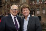 Haarzuilens 12 juni 2013
Haringparty op kasteel de Haar in Haarzuilens. Pieter v Vollenhoven met prins Pieter Christiaan
Peter Smulders bv