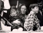 Amsterdam, December 1998
Prins Margriet met haar drie kinderen Prins Bernardo, Prins Nicolas en Prinses Juliana Jr.
Foto Peter Smulders BV