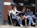 Amsterdam 5 juni 2013
Sven Kramer en zijn geblesseerde vriendin Naomi v As op terras. Naomi heeft haar kruisbanden afgescheurd.
Peter Smulders bv