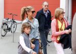 Hamburg 2 juni 2013
Sylvie v d Vaart en haar ouders en aupair gaan met damian naar zijn verjaardagsfeestje in indoor beach centrum Hamburg.
Peter Smulders bv