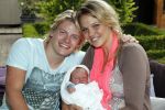 Losser 12 juni 2013
Thomas Berge en Myrthe Mylius met hun pas geboren zoontje Jack.
Peter Smulders bv