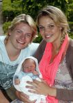 Losser 12 juni 2013
Thomas Berge en Myrthe Mylius met hun pas geboren zoontje Jack.
Peter Smulders bv