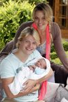 Losser 12 juni 2013
Thomas Berge en Myrthe Mylius met hun pas geboren zoontje Jack.
Peter Smulders bv