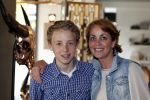 Amsterdam 31 mei 2013
Opening expositie Micky Hoogendijk. Tiffany Curry met zoon
Peter Smulders bv