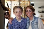 Amsterdam 31 mei 2013
Opening expositie Micky Hoogendijk. Tiffany Curry met zoon
Peter Smulders bv
