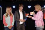 Volendam 23 mei 2013
Presentatie cd Tim Douwsma en Monique Smit in Old Dutch. Irene Moors reikt hem uit.
Peter Smulders bv