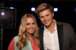 Volendam 23 mei 2013
Presentatie cd Tim Douwsma en Monique Smit in Old Dutch. Irene Moors reikt hem uit.
Peter Smulders bv