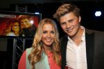 Volendam 23 mei 2013
Presentatie cd Tim Douwsma en Monique Smit in Old Dutch. Irene Moors reikt hem uit.
Peter Smulders bv