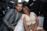 Istanbul 21 mei 2013
Presentatie nieuw sieradenlijn Yolanthe Cabau van Yolanthe Sneijder Cabau in het meest populaire restaurant / club Reina van Istanbul. Wesley Sneijder was trots als een pauw.
Peter Smulders bv