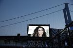 Istanbul 21 mei 2013
Presentatie nieuw sieradenlijn Yolanthe Cabau van Yolanthe Sneijder Cabau in het meest populaire restaurant / club Reina van Istanbul. Wesley Sneijder was trots als een pauw.
Peter Smulders bv