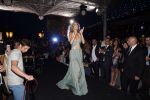 Istanbul 21 mei 2013
Presentatie nieuw sieradenlijn Yolanthe Cabau van Yolanthe Sneijder Cabau in het meest populaire restaurant / club Reina van Istanbul. Wesley Sneijder was trots als een pauw.
Peter Smulders bv
