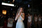 Istanbul 21 mei 2013
Presentatie nieuw sieradenlijn Yolanthe Cabau van Yolanthe Sneijder Cabau in het meest populaire restaurant / club Reina van Istanbul. Wesley Sneijder was trots als een pauw.
Peter Smulders bv