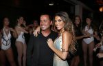 Istanbul 21 mei 2013
Presentatie nieuw sieradenlijn Yolanthe Cabau van Yolanthe Sneijder Cabau in het meest populaire restaurant / club Reina van Istanbul. Wesley Sneijder was trots als een pauw.
Peter Smulders bv