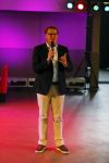 Amsterdam 8 mei 2015  
Albert Verlinde presenteert de cast van Grease met oaTim Douwsma , Vajen van den Bosch Rene v Kooten Tommie Christiaan en Mylene d'Anjou.
De presentatie is bij de westergasfabriek.