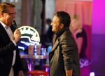 Amsterdam 8 mei 2015  
Albert Verlinde presenteert de cast van Grease met oaTim Douwsma , Vajen van den Bosch Rene v Kooten Tommie Christiaan en Mylene d'Anjou.
De presentatie is bij de westergasfabriek.