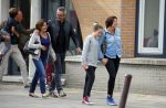 Amsterdam 17 mei 2015
Amanda Beekman en haar vriend Harrie Kolen gaan ijsje eten met Yasmijn Michelle en Achilles Krabbe en met Kees en Marja Beekman (ouders)