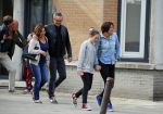 Amsterdam 17 mei 2015
Amanda Beekman en haar vriend Harrie Kolen gaan ijsje eten met Yasmijn Michelle en Achilles Krabbe en met Kees en Marja Beekman (ouders)