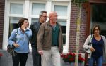 Amsterdam 17 mei 2015
Amanda Beekman en haar vriend Harrie Kolen gaan ijsje eten met Yasmijn Michelle en Achilles Krabbe en met Kees en Marja Beekman (ouders)