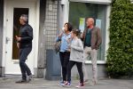 Amsterdam 17 mei 2015
Amanda Beekman en haar vriend Harrie Kolen gaan ijsje eten met Yasmijn Michelle en Achilles Krabbe en met Kees en Marja Beekman (ouders)