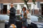 Amsterdam 17 mei 2015
Amanda Beekman en haar vriend Harrie Kolen gaan ijsje eten met Yasmijn Michelle en Achilles Krabbe en met Kees en Marja Beekman (ouders)