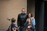 Amsterdam 17 mei 2015
Amanda Beekman en haar vriend Harrie Kolen gaan ijsje eten met Yasmijn Michelle en Achilles Krabbe en met Kees en Marja Beekman (ouders)