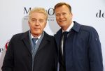 Amsterdam 18 mei 2015
Premiere de surprise van Mike v Diem met in de hoofdrollen Georgina Verbaan en Jeroen v Koningsbrugge. De premiere was in Tuschinski. Andre v Duin met Martin