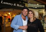 Apeldoorn 7 mei 2015
Melisa v d Meijde en Lammy openen een winkel in Apeldoorn. Andy v d Meijde is natuurlijk aanwezig.
