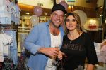 Apeldoorn 7 mei 2015
Melisa v d Meyde en Lammy openen een winkel in Apeldoorn. Andy v d Meyde is natuurlijk aanwezig.