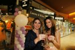 Apeldoorn 7 mei 2015
Melisa v d Meyde en Lammy openen een winkel in Apeldoorn. Andy v d Meyde is natuurlijk aanwezig.