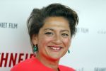 Amsterdam 25 mei 2015
Premiere Schneider vs Bax van Alex v Warmerdam in het eye theater. Annet Malherbe met zoon