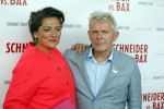 Amsterdam 25 mei 2015
Premiere Schneider vs Bax van Alex v Warmerdam in het eye theater. Annet Malherbe met zoon