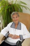Rotterdam 13 mei 2015
Op bezoek thuis bij zangeres Annie de Reuver die inmiddels 98 jaar oud is en in een verzorgingstehuis woont. Bas en Coby v Toor komen regelmatig op bezoek bij haar.