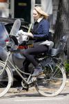 Amsterdam 19 mei 2015 
Bracha v Doesburgh zwanger (van tweeling) op de fiets in amsterdam.