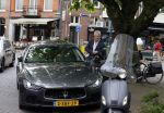 Amsterdam 6 mei 2015
Bram Moszkowicz met zijn Maserati op de cornelis schuytstraat