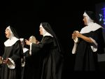 Amsterdam 11 mei 2015     
Presentaie castleden van de nieuwe stukken van Dommelgraaf en Cornelisse productions in de Meervaart.
