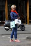 Amsterdam 12 mei 2015 
Caroline Tensen aan het shoppen