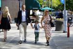 Amsterdam 11 mei 2015
Chantal janzen met haar man Marco en zoontje James op de cornelis schuytstraat.